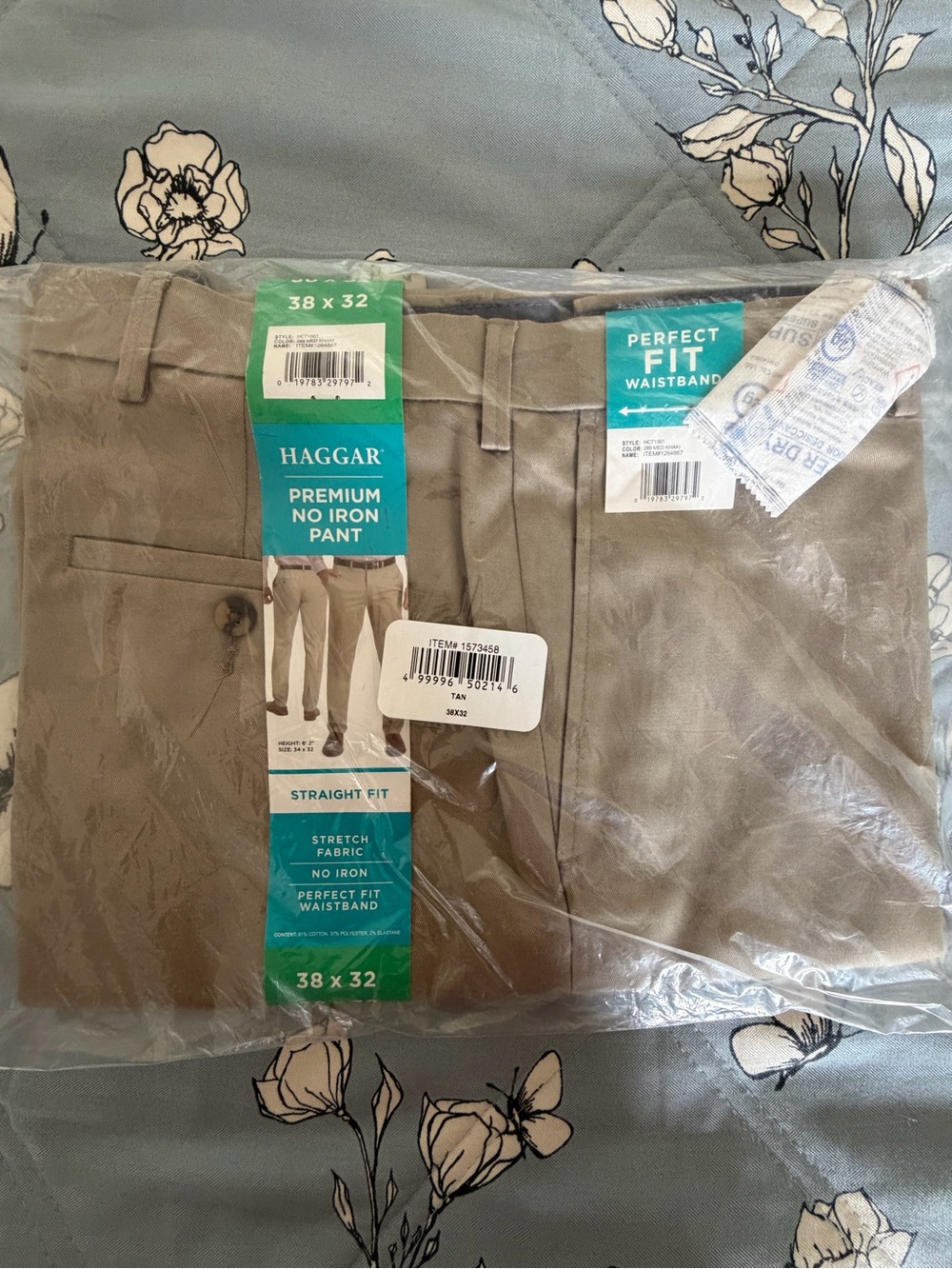 Haggar Men's Straight Fit Chinos - Tan